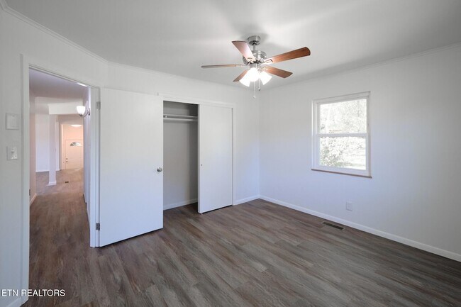 Building Photo - 2107 Tipton Station Rd