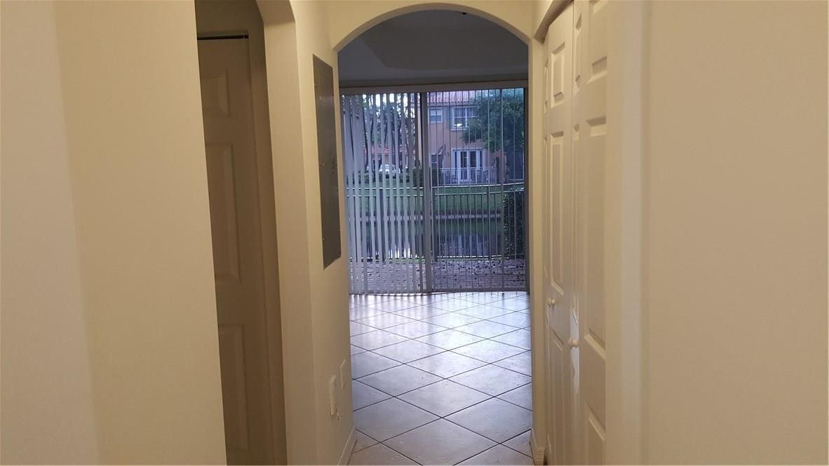 Building Photo - 4961 Windward Way