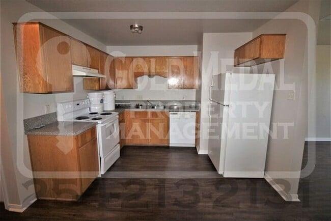 Building Photo - Charming Cove Living on Ave E! 401 W Ave E, Unit C