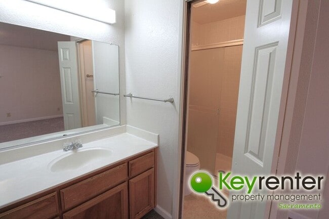 Building Photo - 8021 Sawgrass Cir