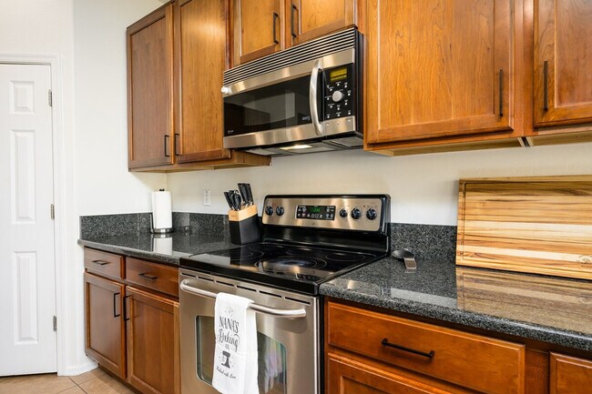 Building Photo - 5538 W Andrea Dr