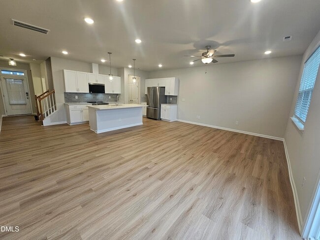 Building Photo - 111 Siebold St