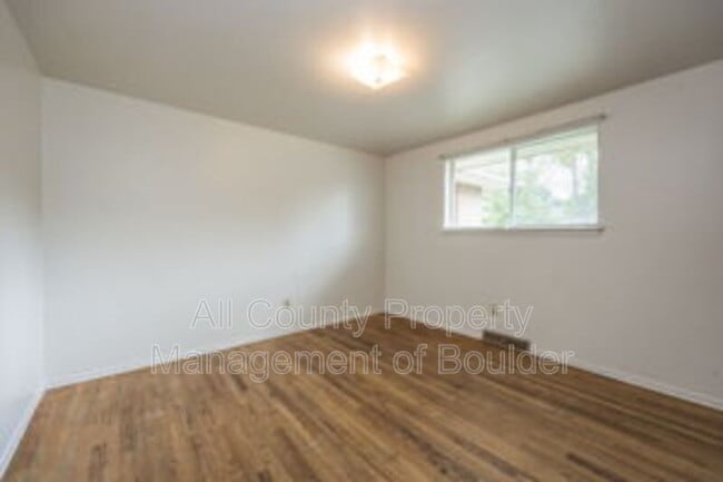 Building Photo - 1523 Lashley St