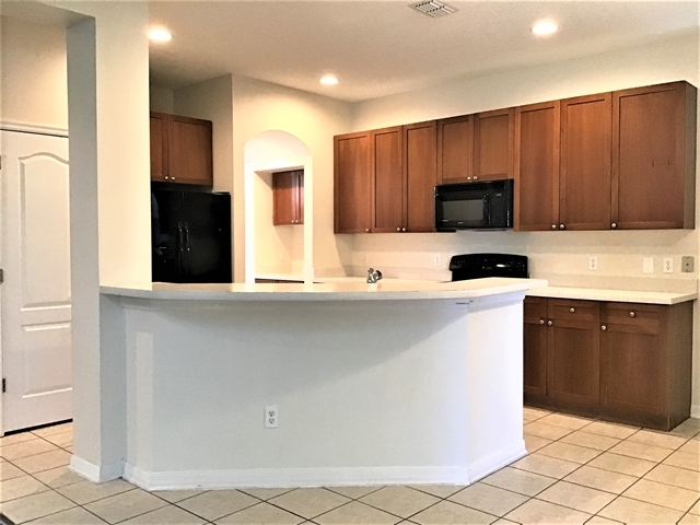 Building Photo - 12627 Lake Sawyer Dr