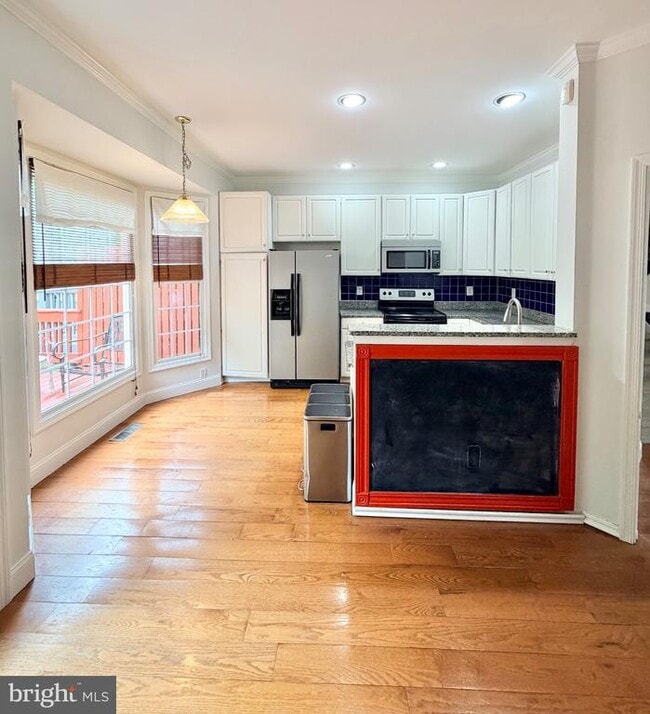 Building Photo - 6622 Frost Lake Ln