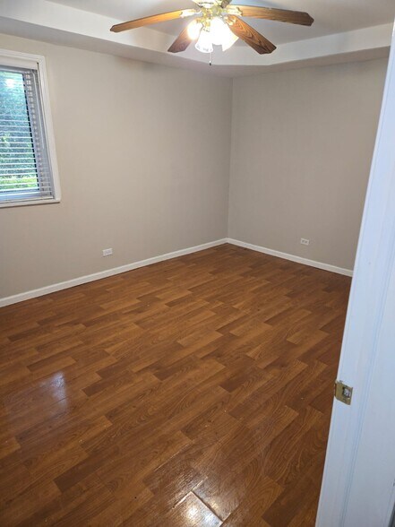 Building Photo - 346 E Rimini Ct