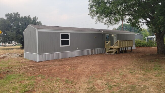 Building Photo - 5435 Clear View Dr