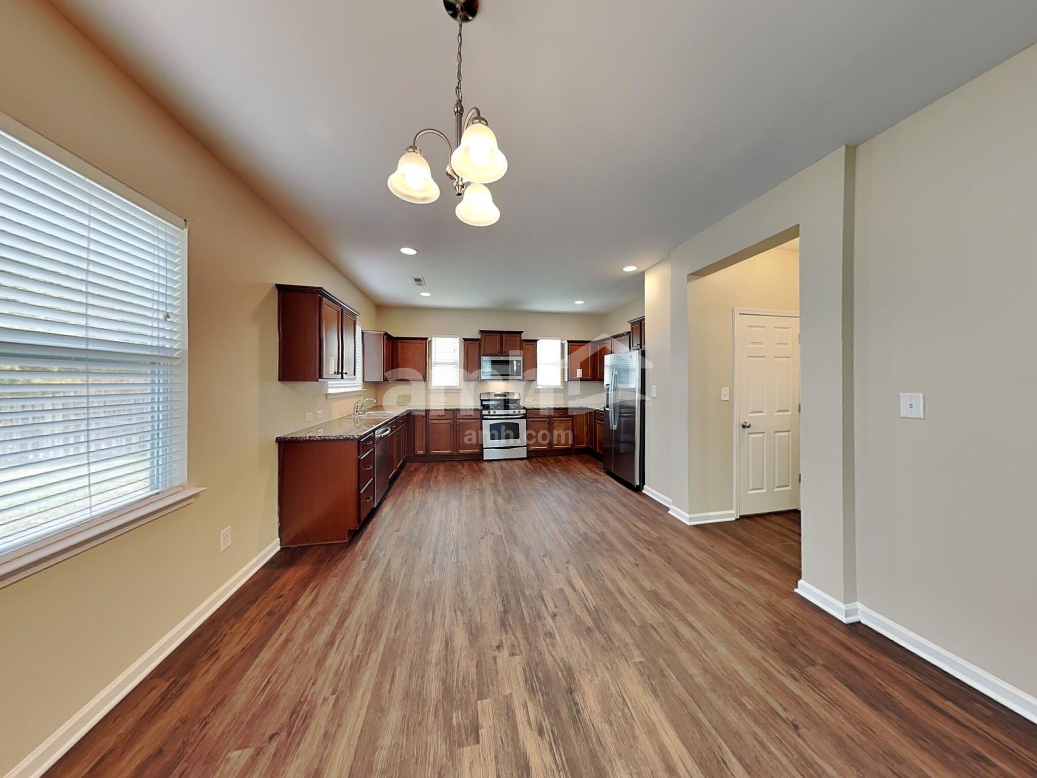 Building Photo - 392 Sweet Shrub Dr