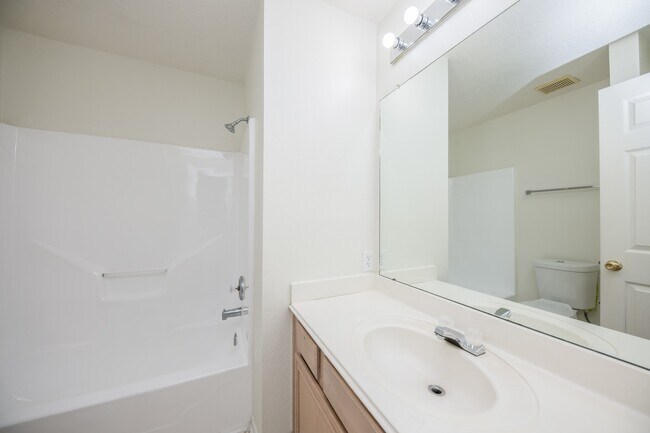 Building Photo - 2922 Copper Cliff Dr