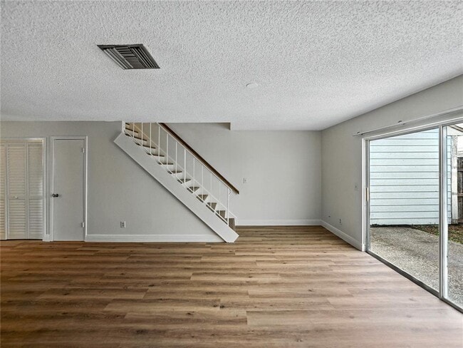 Building Photo - 1816 Mill Run Cir