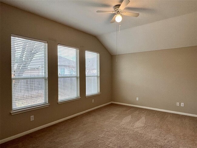 Building Photo - 13509 Shawna Dnay Dr