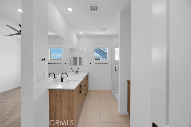 Building Photo - 32078 Paseo Vibrantre