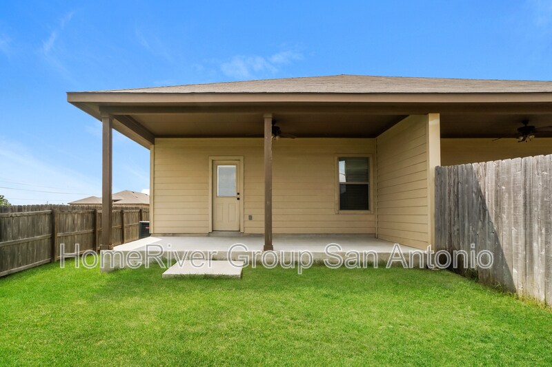 Building Photo - 126 Joanne Cv