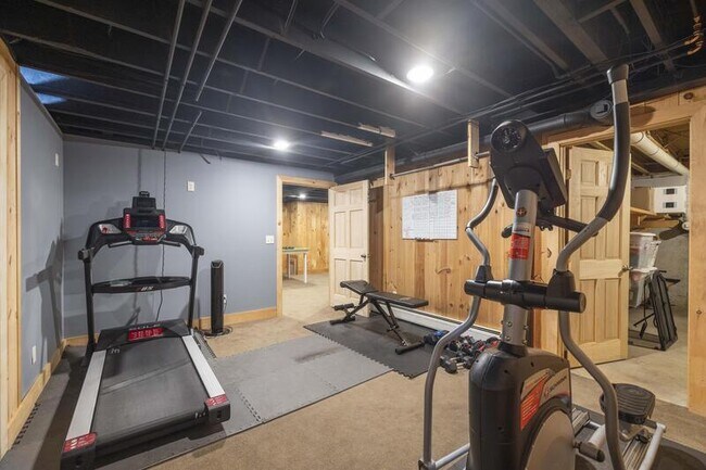 Building Photo - 398 Sam Allen Rd