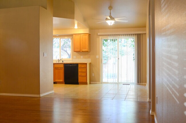 Building Photo - Charming & Private 3BR/2BA Home in a Quiet Cul-de-Sac!