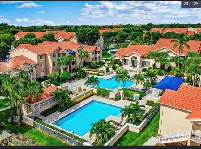 Building Photo - 10630 SW 157th Ct