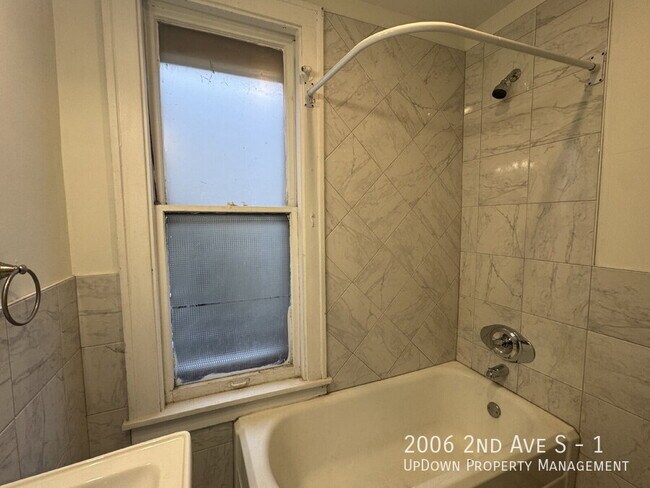 Building Photo - 2006 2nd Ave S