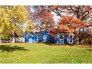 Building Photo - 1101 Valders Ave N