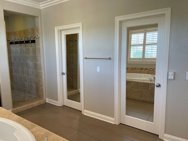 Building Photo - Exquisite 5-Bedroom, 3.5-Bath Home in Coveted Morgan Hill Estates