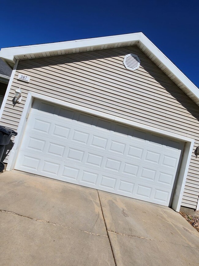 Building Photo - Cozy 3 Bedroom Cedar City Home