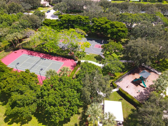 Building Photo - 10208 White Water Lily Way