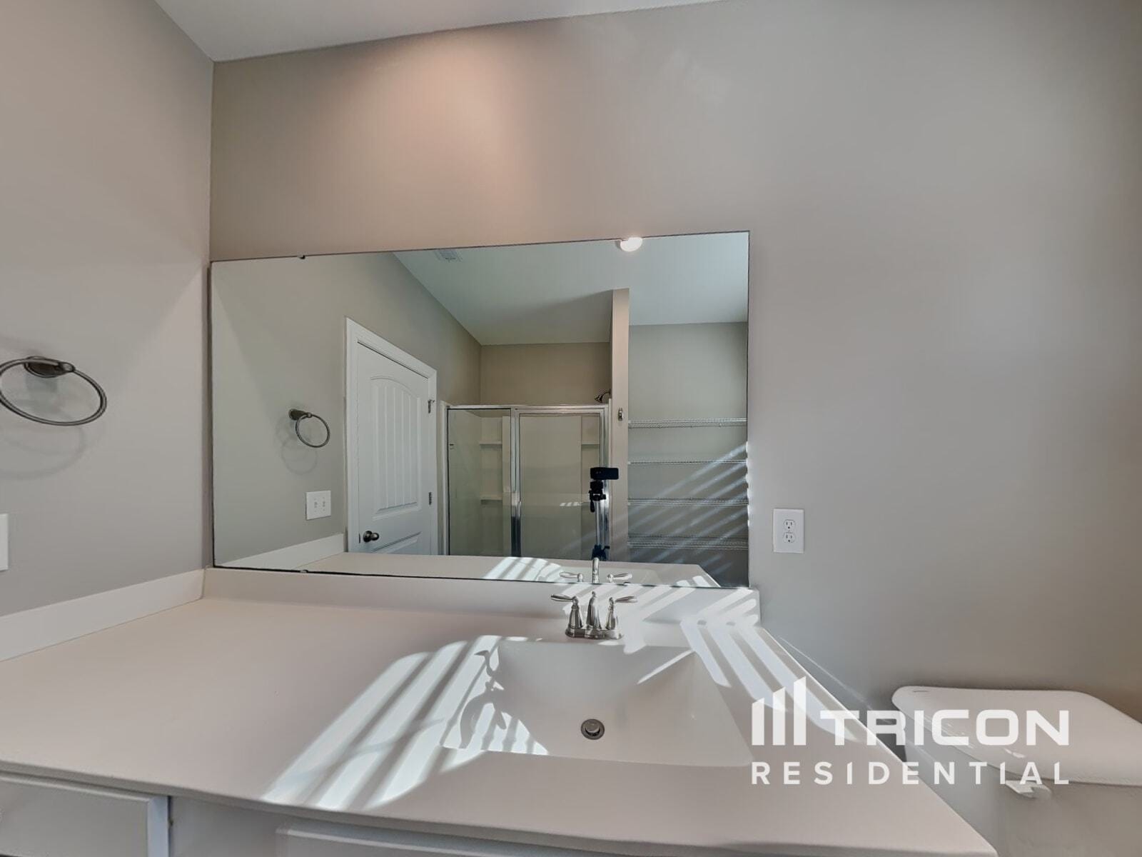 Building Photo - 505 Legacy Dr