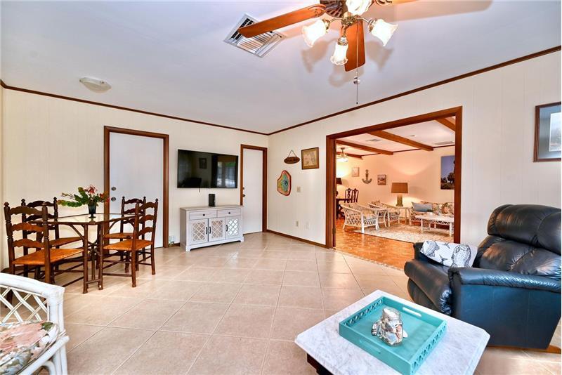 Building Photo - 129 Alhambra Pl