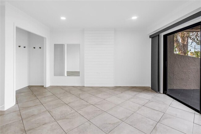 Building Photo - 1355 Pinellas Bayway S