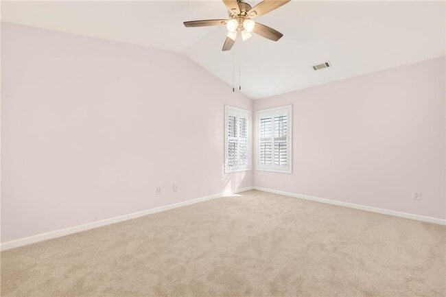 Building Photo - 1931 Gregory Run NE