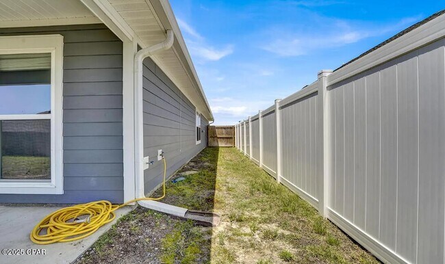 Building Photo - 262 Bayou Bend Ln
