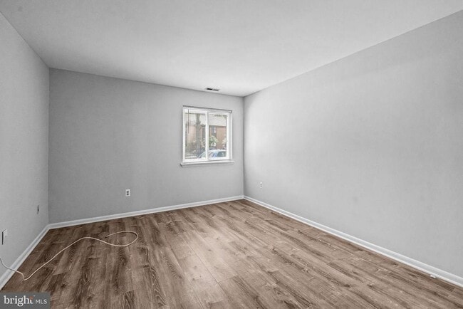 Building Photo - 202A Kelly Cove
