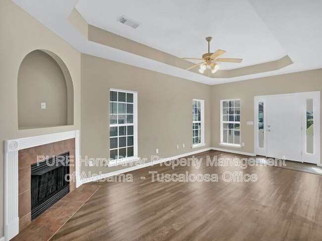 Building Photo - 9750 Moonlight Dr