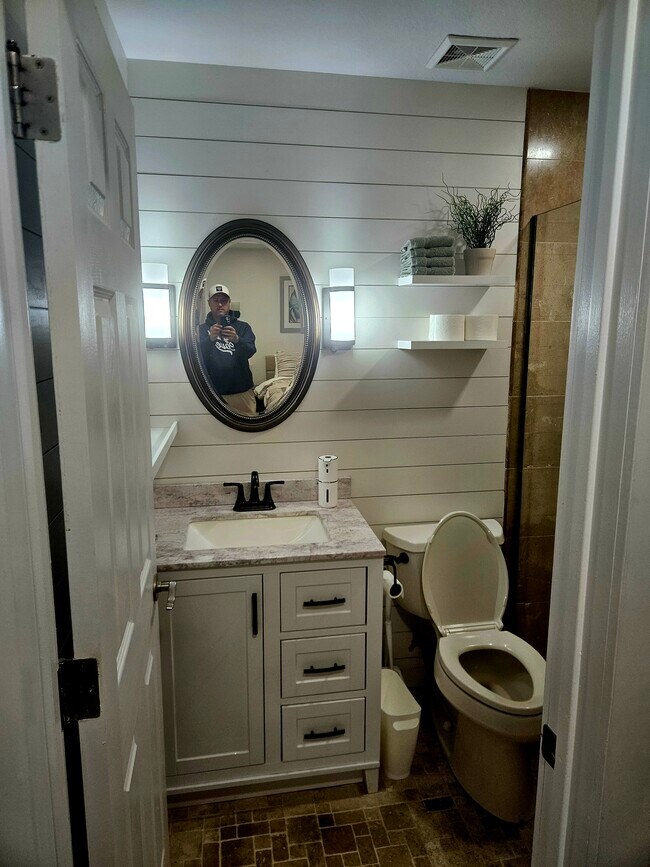 Building Photo - 3021 W Blue Sky Dr