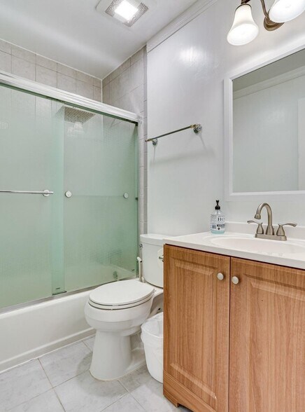 Building Photo - 21740 Calamary Cir