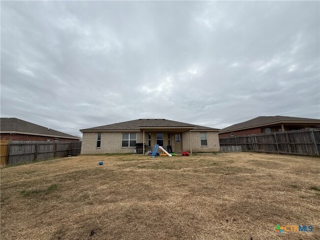 Building Photo - 4603 Lloyd Dr