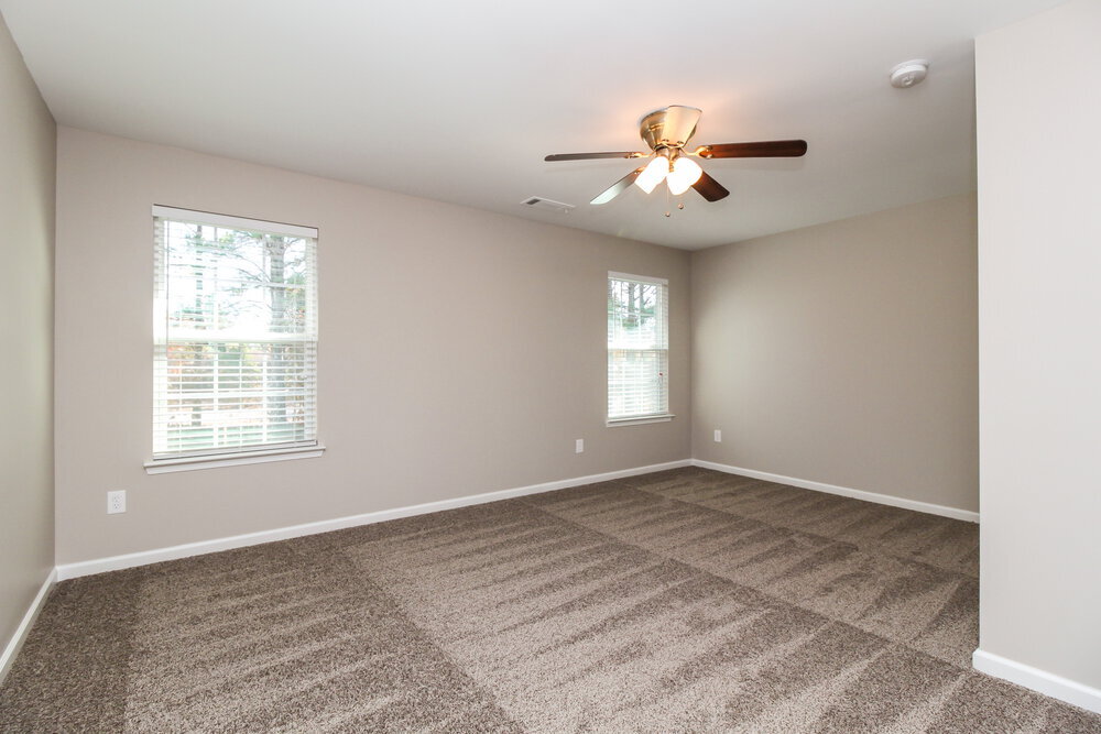 Building Photo - 5005 Amethyst Dr