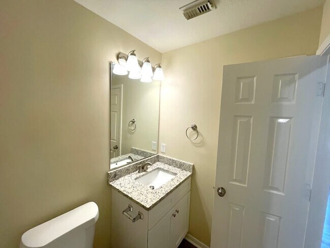 Building Photo - 19470 Tahoka Springs Dr