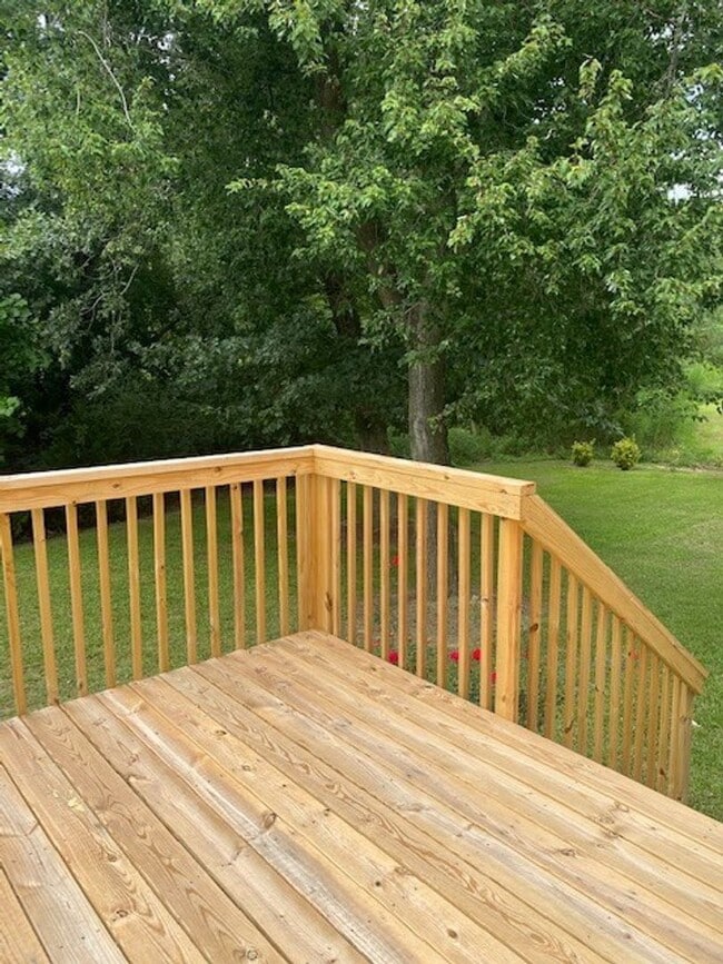 Building Photo - 305 Towbridge Ln
