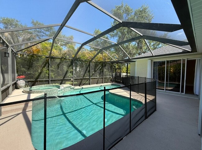 Building Photo - 6331 Yellow Wood Pl