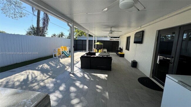 Building Photo - Northwest 38th Avenue, Miami Gardens, FL 33055 - 3 BR 2 BA house