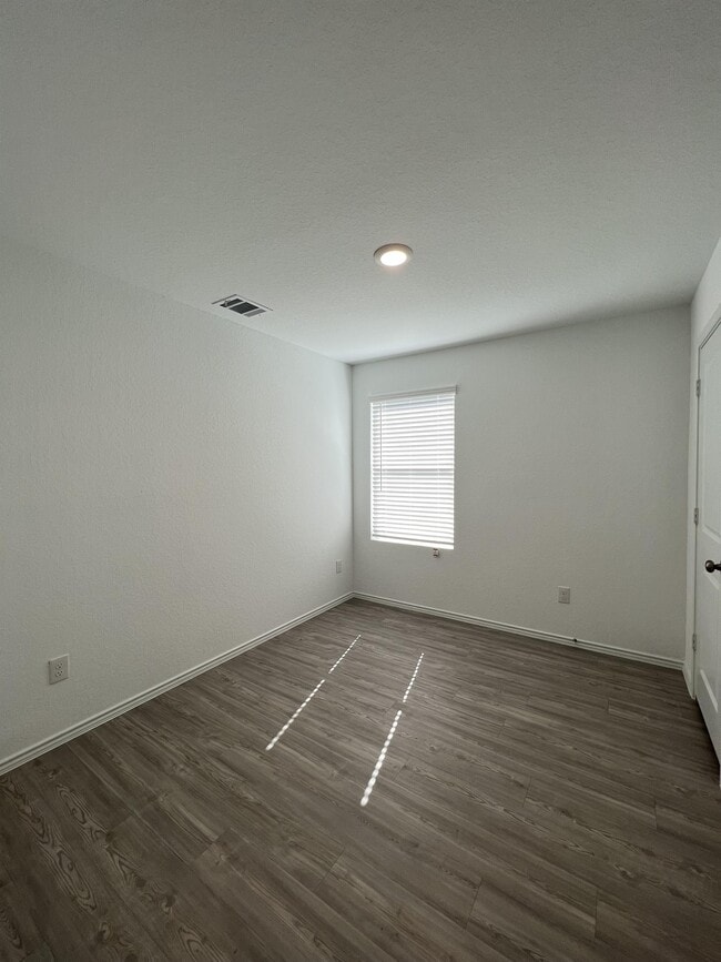 Building Photo - 7314 Silos Rdg