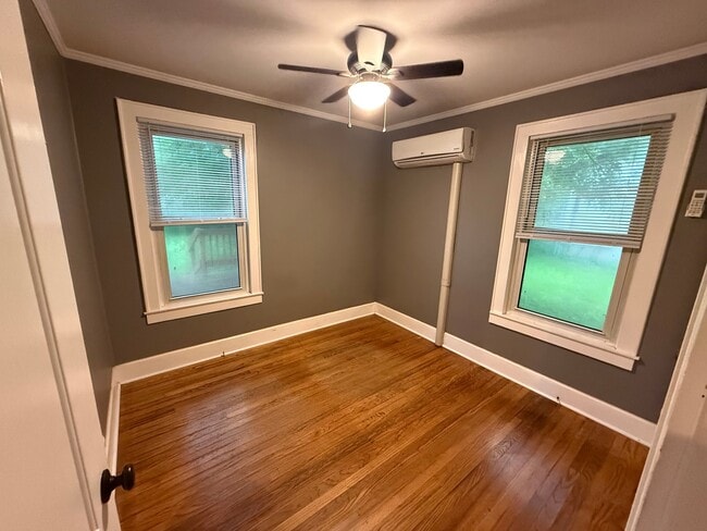 Building Photo - 417 S 8th St