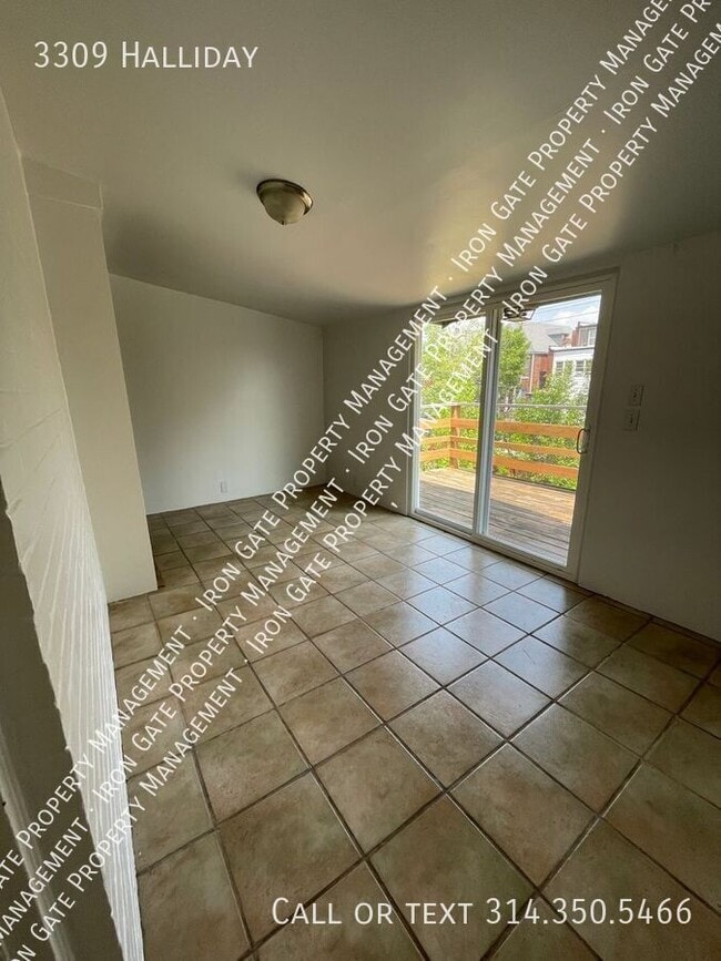 Building Photo - 3309 Halliday-