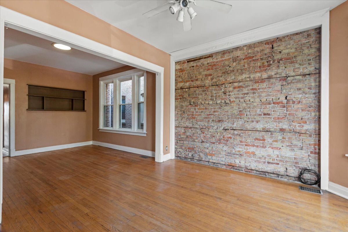 Building Photo - 3145 W Augusta Blvd