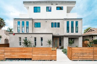 Building Photo - Hamilton