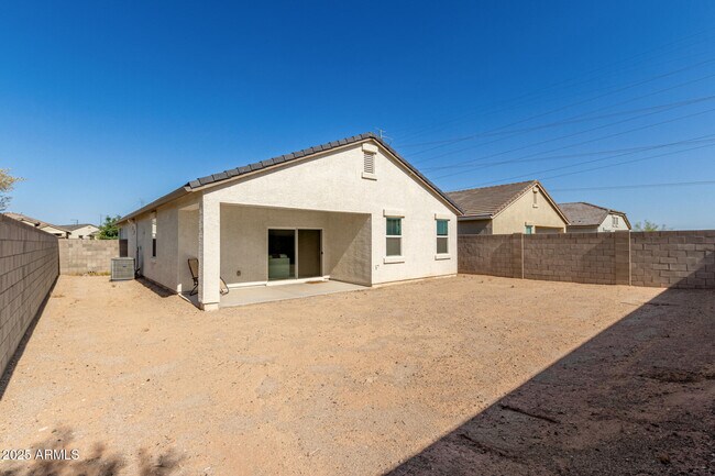 Building Photo - 2558 S 241st Ln