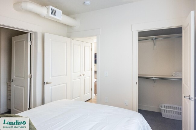 Building Photo - 2201 S 900 E