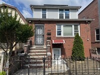 Building Photo - 1933 Hobart Ave