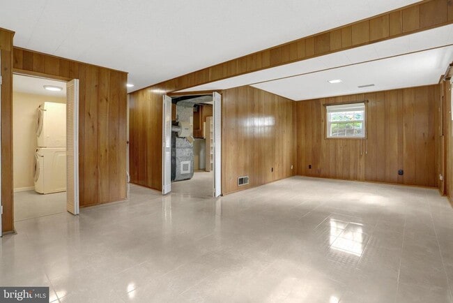 Building Photo - 7623 Arlen St