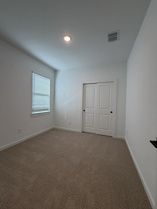 Building Photo - 4723 Bay Vista Dr